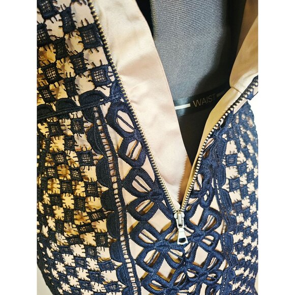 Bardot Daisy Lace A-Line Dress in Navy & Nude size 6 - Picture 6 of 14